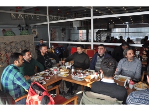 Kars Eğitim Bir Sen 10 Ocak Çalışan Gazeteciler Gününü Kutladı