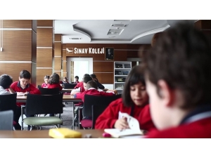 İzmir Sınav Eğitim Kurumlarından Kitap Okuma Zamanı