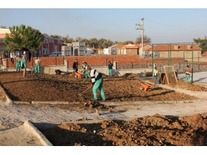 Burhaniye’de Eğitime Belediye Desteği