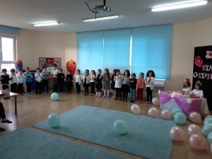 Minik Öğrenciler Kur’an Öğreniyor