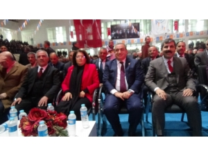 Ak Parti Adaylarını Tanıttı