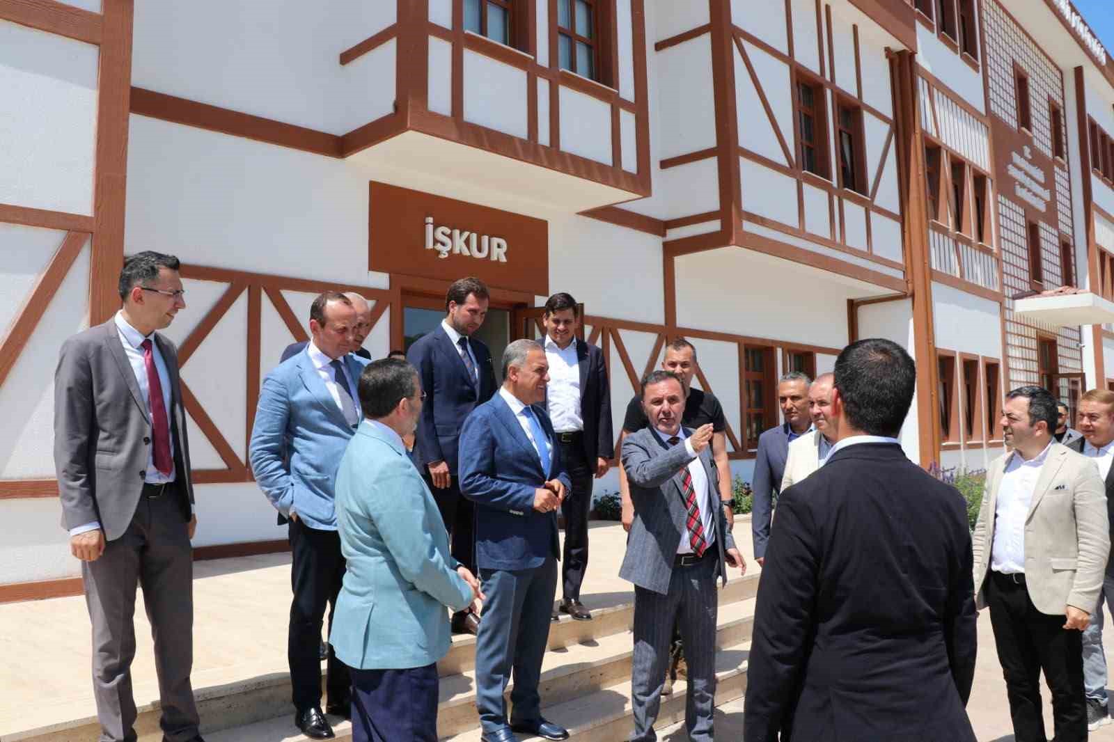 vali-usta-dan-yalova-osb-de-inceleme