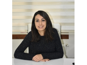 Diyetisyen Ünal: "Kuru Üzüm, Cilt Sarkmalarını Önlüyor"