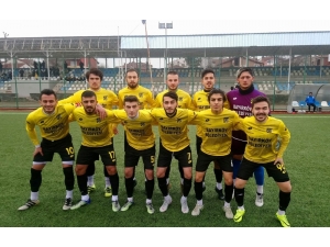 Bilecikspor’da Yaprak Dökümü