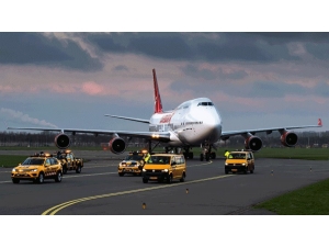 Amsterdam Otobanı Dev Jumbo Jetin Geçişi İçin Hazırlanacak