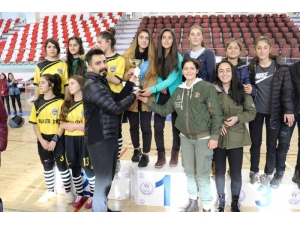 Ağrı’da Gençler Futsal İl Birinciliği Müsabakaları Sona Erdi