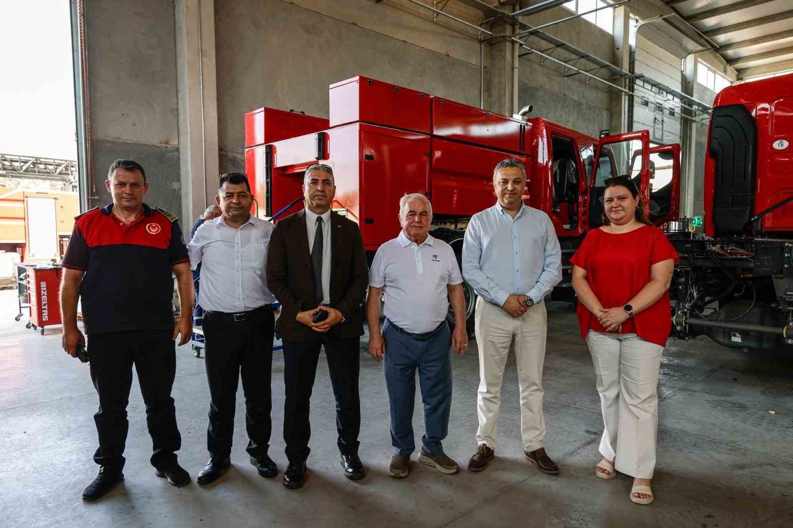 izmir-itfaiyesi-ne-guc-katacak-10-yeni-arazoz
