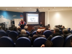 Eskişehir İl Jandarma Komutanlığı’ndan Servis Şoförlerine Eğitim