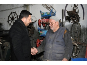 Ak Parti Belediye Başkan Adayı Arı, “Biz Vatandaşlarımızın Oylarına Değil Gönüllerine Talibiz”