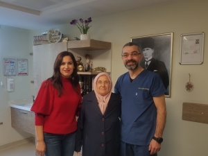 Kolon Kanseri Hastası Hatem’de Kapalı Ameliyatla Sağlığına Kavuştu