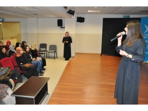 Simav’da Konferansı