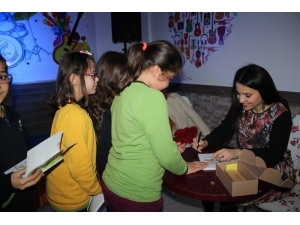 Kardelen Koleji Öğrencileri Yazarlarla Buluşuyor