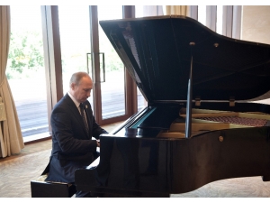 Peskov, Putin Hakkında Bilinmeyenleri Anlattı: “Cep Telefonu Kullanmıyor, Yılda 1-2 Kez Para Harcıyor”