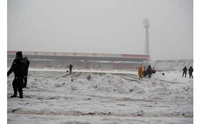 Boluspor - Galatasaray Maçı Ertelendi