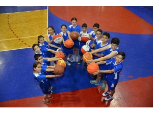 Yetenek Avcıları İş Başında