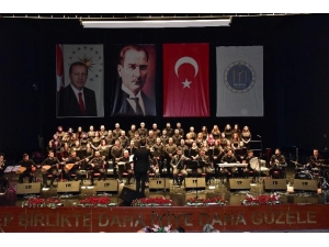 Bilecik’te Türk Halk Müziği Konseri