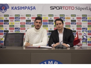Kasımpaşa Simone Scuffet’i Renklerine Bağladı