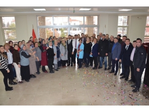 Başkan Yüzügüllü’ye Sürpriz Hayırlı Olsun Ziyareti