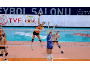 Vestel Venus Sultanlar Ligi: Halkbank: 0 - Eczacıbaşı Vitra: 3