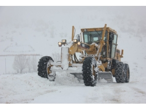 Bingöl’de 281 Köy Yolu Ulaşıma Kapandı