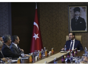 Bakan Kasapoğlu, Fenerbahçe Başkanı Ali Koç’u Kabul Etti