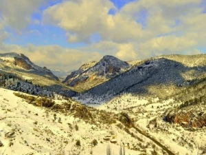 Eğrigöz Kalesi Ve İkitaş Kanyonu’na Beyaz Örtü
