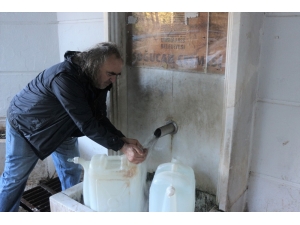 Fazla Yağışlar Çeşmedeki Su Miktarını Artırdı