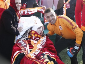 Galatasaray’ın Antrenmanında Velican’ın Hayali Gerçek Oldu