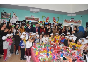 Çöpten Topladıkları Malzemeleri Sanat Eserine Dönüştürdüler