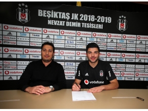 Muhayer Oktay Resmen Beşiktaş’ta