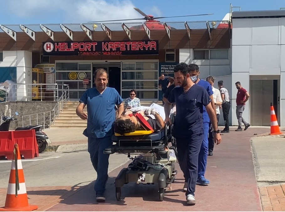 vurulan-gemideki-iki-yarali-murettebat-samsun-a-getirildi