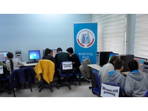 Öğrenciler Kodlayarak Yarıştılar