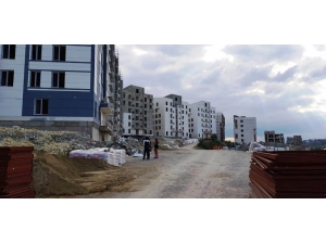 İzmit’te Ruhsatsız İnşaat Kalmıyor