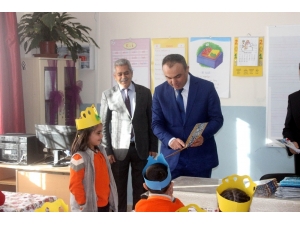 50 Bin Türk Ve Suriyeli Çocuk Karne Aldı