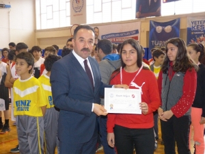 Basketbol Yıldızlar Kız-erkek İl Birinciliği Müsabakaları Sona Erdi