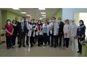 Hematolojiden Tedavi Gören Çocukların Karneleri Hastanede Verildi