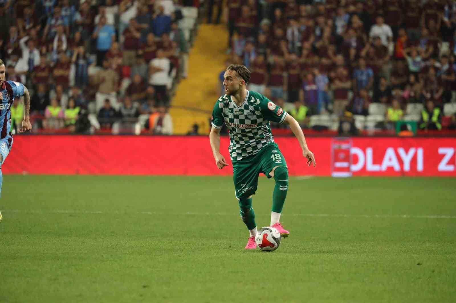 kocaelispor-berkan-kutlu-yu-kadrosuna-katti