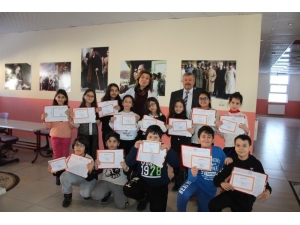 Kardelen Koleji’nde Karne Heyecanı -