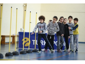 81 İlde 1 Milyon 230 Bin Sporcu Adayı Tarandı