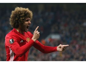 Manchester United’da Fellaini Birkaç Hafta Takımdan Uzak Kalacak