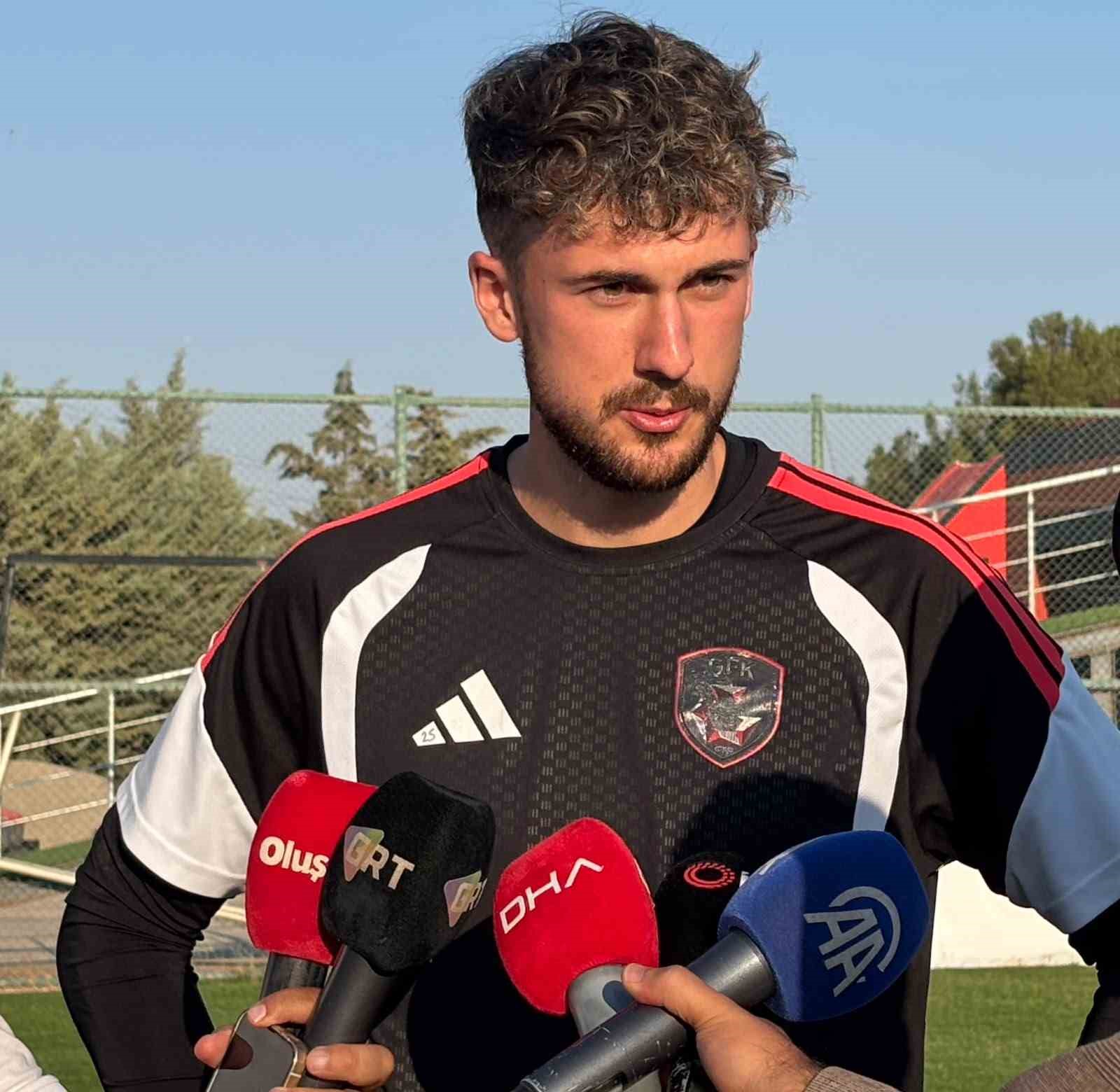 kacper-tobiasz-fenerbahce-macinda-galip-gelmeye-calisacagiz