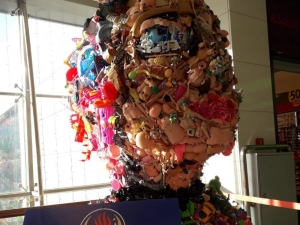 Ted İzmir Öğrencileri, Eski Oyuncaklarını Sanata Dönüştürüyor