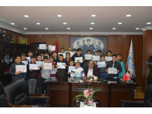 Karnesini Alan Başkan Demirtaş’a Koştu