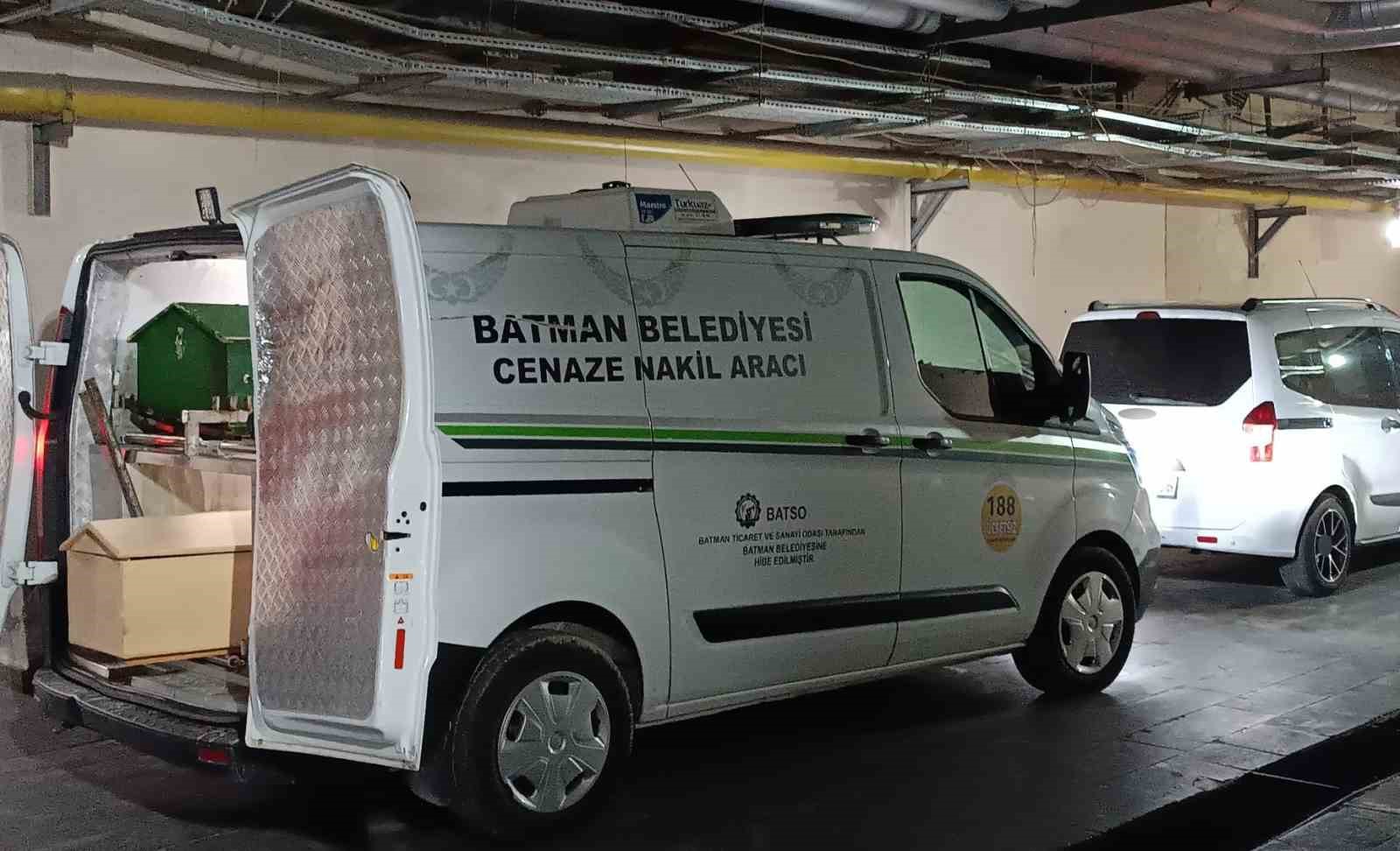 batman-da-trafik-kazasi-18-yasindaki-motosiklet-surucusu-hayatini-kaybetti