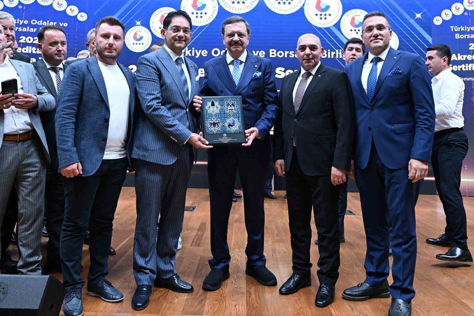 erzurum-ticaret-borsasi-na-5-yildizli-akreditasyon-belgesi
