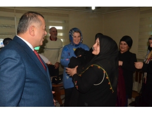 Mhp’li Başkan Adayı Bıyık’a Ev Ziyaretlerinde Tam Destek