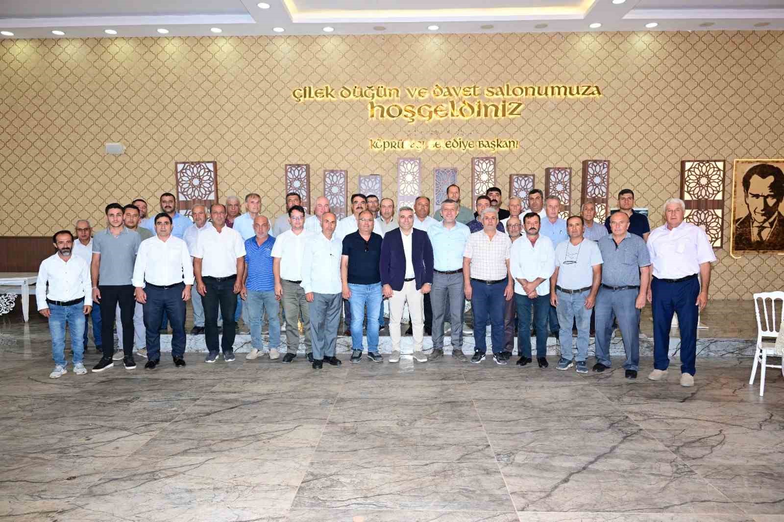 koprubasi-nda-muhtarlarin-talepleri-masaya-yatirildi