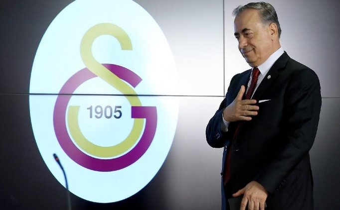 "ben Ne Istersiniz" Diye Sordu; "forvet"