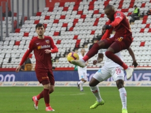 Spor Toto Süper Lig: Antalyaspor: 0 - İstikbal Mobilya Kayserispor: 0 (Maç Sonucu)