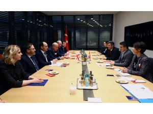 Bakan Pakdemirli, Gürcistan Tarım Bakanı Davitashvili İle Görüştü